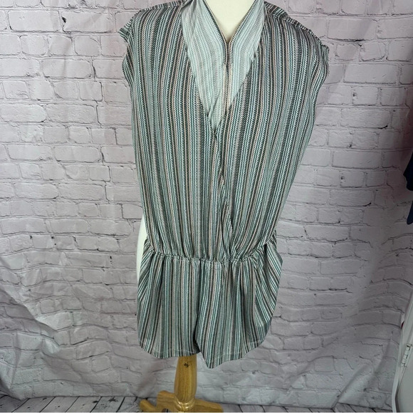 BCBGeneration shorts romper size small - Picture 1 of 8